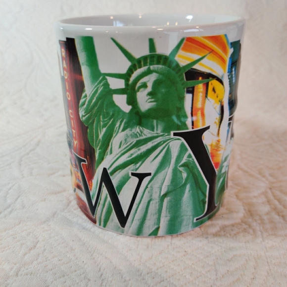 Americawear 2014 New York Statue Of Liberty, Times Square 3D Coffee Mug - Picture 2 of 8